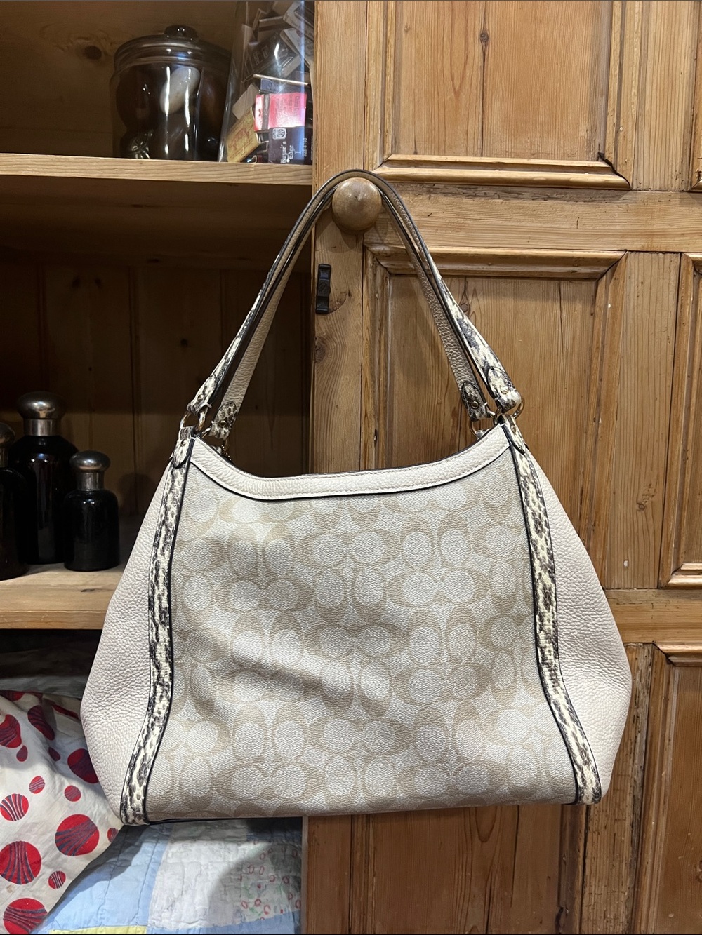 Coach C7332 Kristy Shoulder Bag - Picture 7 of 14